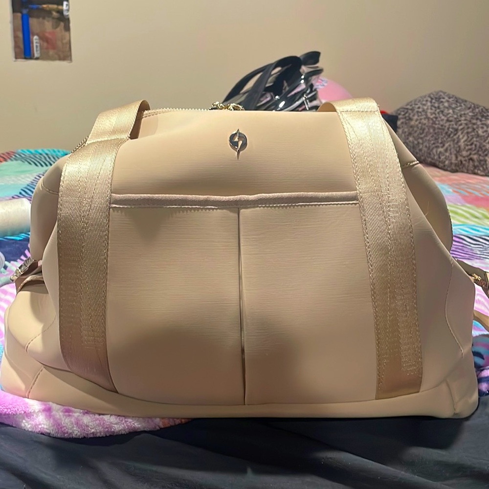 POPFLEX Belladonna duffel gym bag- cream